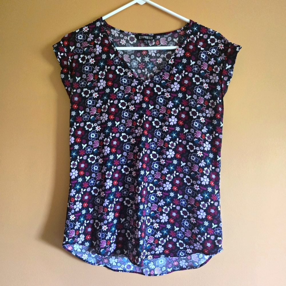 Express Floral Top, PTP=16.5"